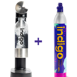Duo Indigo Soda carbonation and sparkling water maker, black and aluminum design, included CO2 cylinder, reusable bottle, white background, eco-friendly and durable solution, practical set, perfect for homemade sparkling water, modern and sleek design.