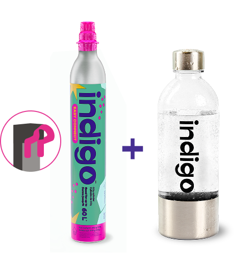 Visual showing a CO₂ Indigo “Easy Connect” cylinder with pink tip, accompanied by a silver aluminum reusable bottle partially filled with sparkling water. A “+” symbol links them visually, and a pictogram on the left indicates compatibility with Sodastream's Quick Connect system.